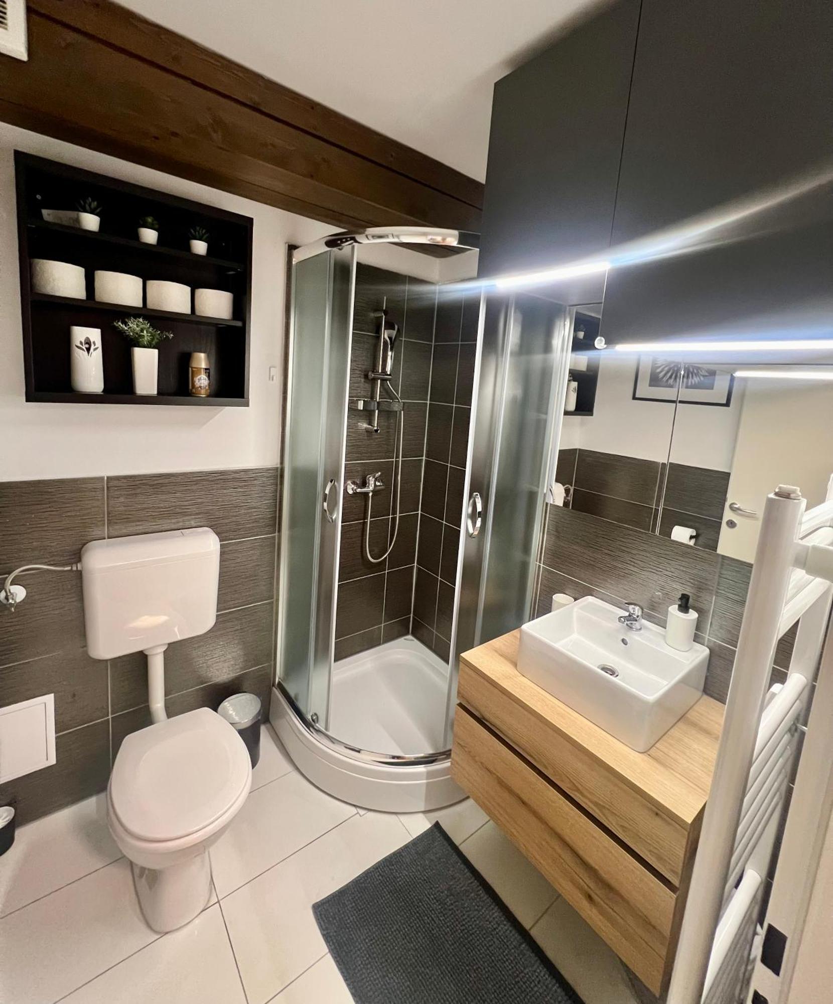 Апартаменты Sport & Sunny Cosy Alpine Retreat Краньска Гора Экстерьер фото